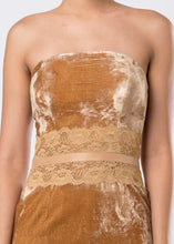 STRAPLESS VELVET DRESS