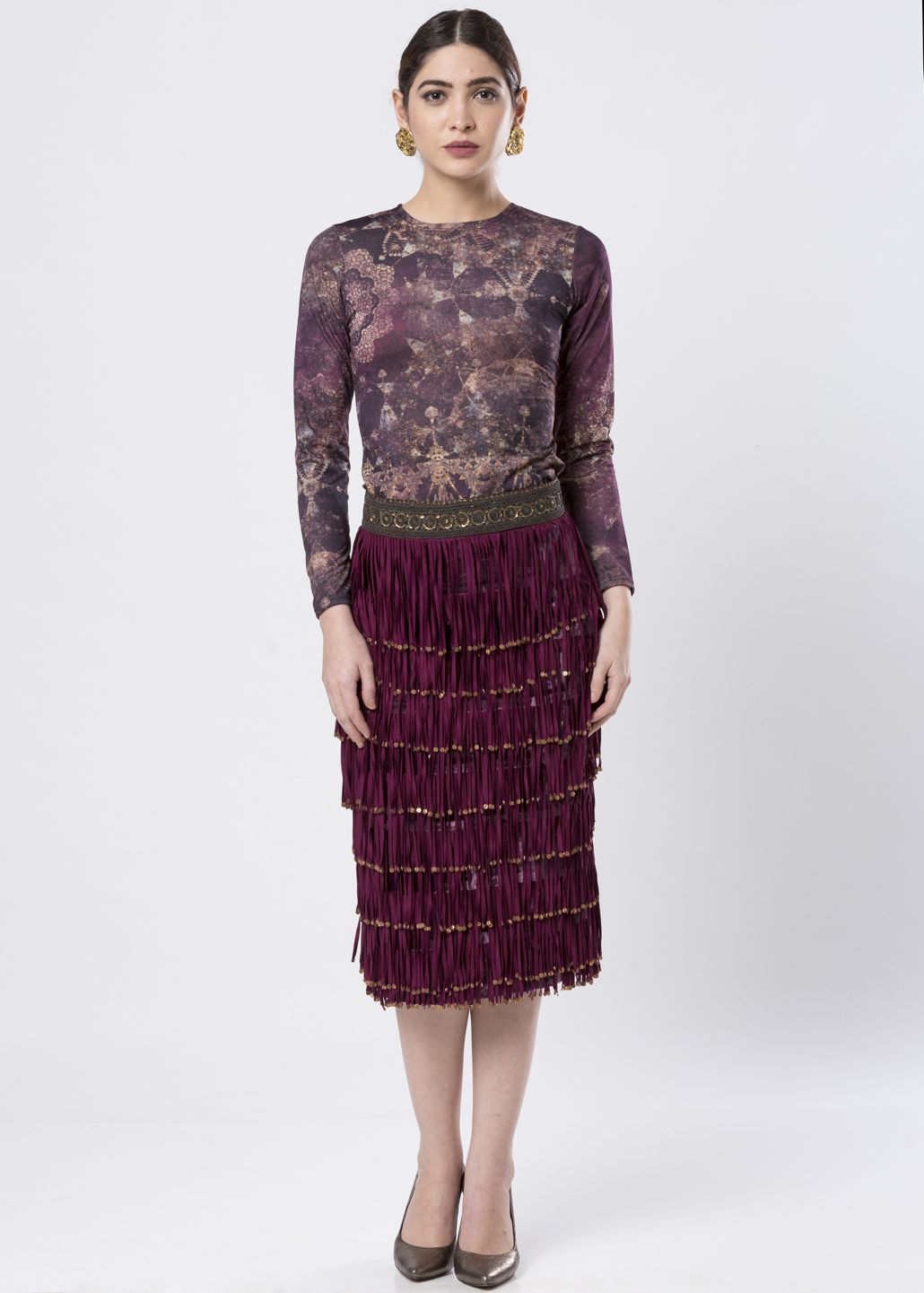 PRINTED TOP & TASSELED SKIRT