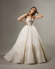 Sweetheart Neckline Gown ARTEMISIA