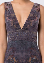 V-NECK GOWN