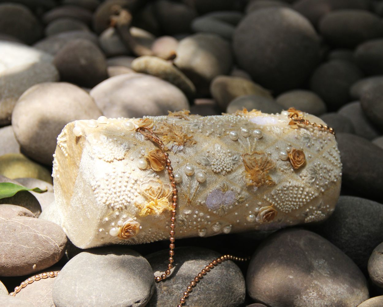 Ivory Narnia Clutch