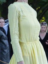 Handoven Jacket & Skirt