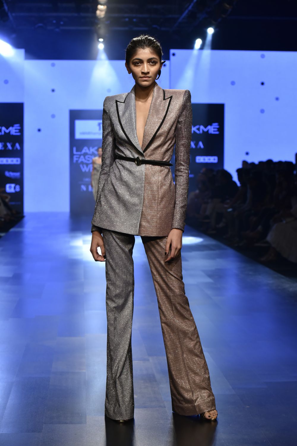 Shimmer Backless Blazer Set