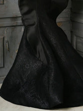 Trumper Shaped Dress